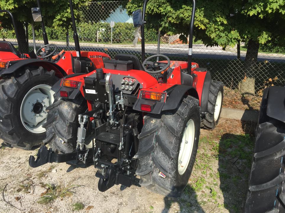 Used Goldoni Quasar 90 Tractor for Sale (Auction Premium) | NetBid Industrial Auctions